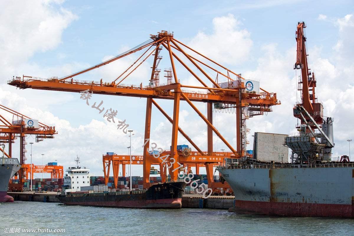 湖南常德岸橋廠家岸橋適應(yīng)性廣，操作方便