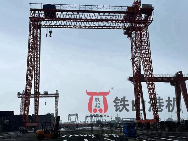 山東營口造船門式起重機廠家造船門式起重機安全可靠